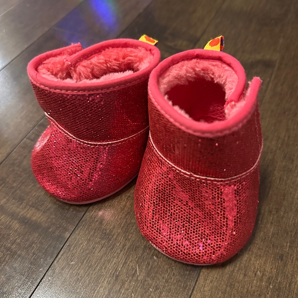 Pink build a bear shoes